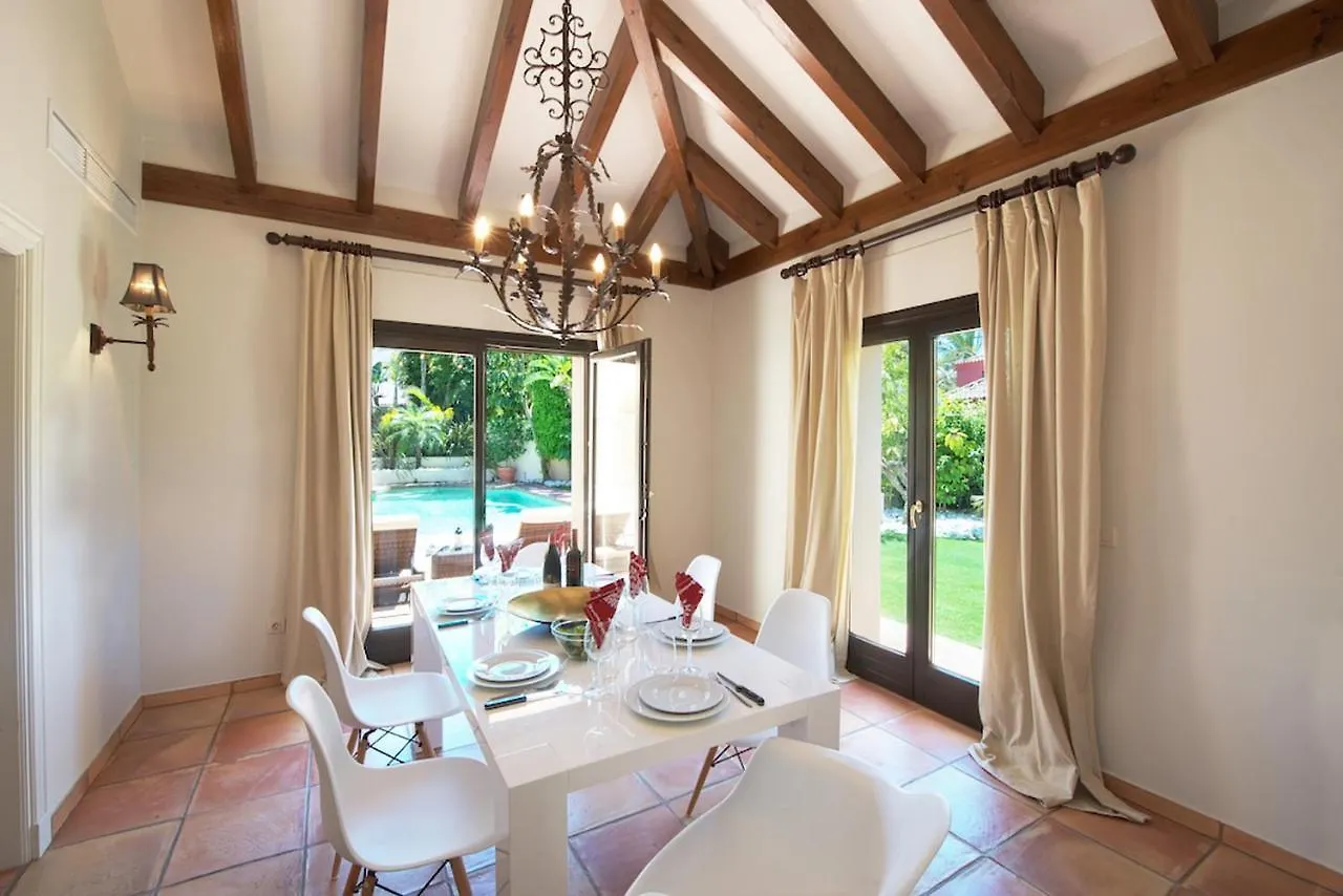 Villa Casasola 에스테포나
